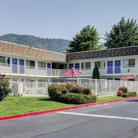 Motel 6-Grants Pass, Or Exteriér fotografie