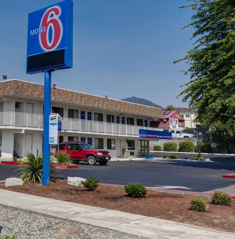 Motel 6-Grants Pass, Or Exteriér fotografie