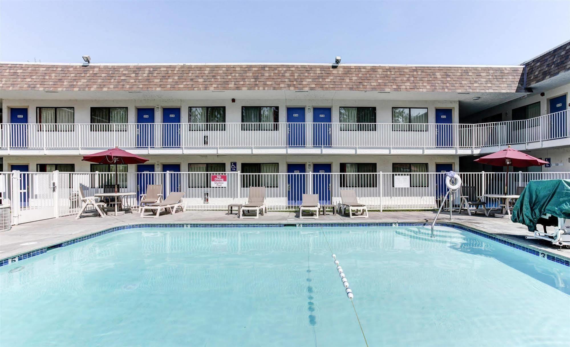 Motel 6-Grants Pass, Or Exteriér fotografie